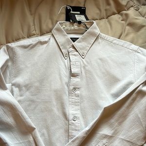 White Rag & Bone button down shirt. Brand new men’s size S